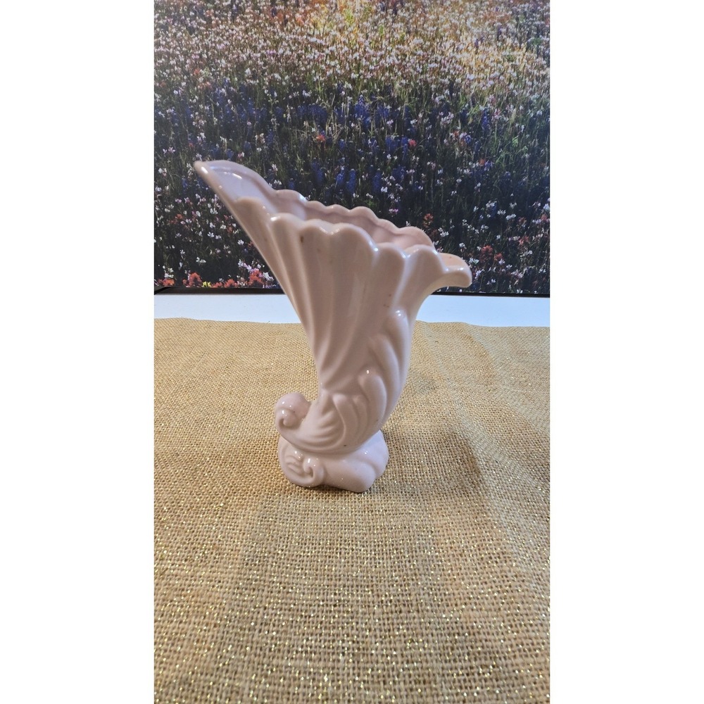 EE-1434. Cornucopia vase - Picture 2 of 3